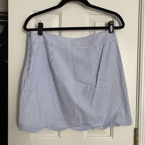 Vineyard Vines Seersucker scallop skirt